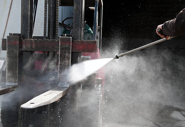 Best Parking Lot and Garage Cleaning  in Port Dickinson, NY
